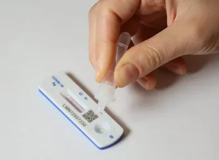 تصویر 2 از کیت آیمایش خون مخفی در مدفوع استریلیزه شده و با کیفیت